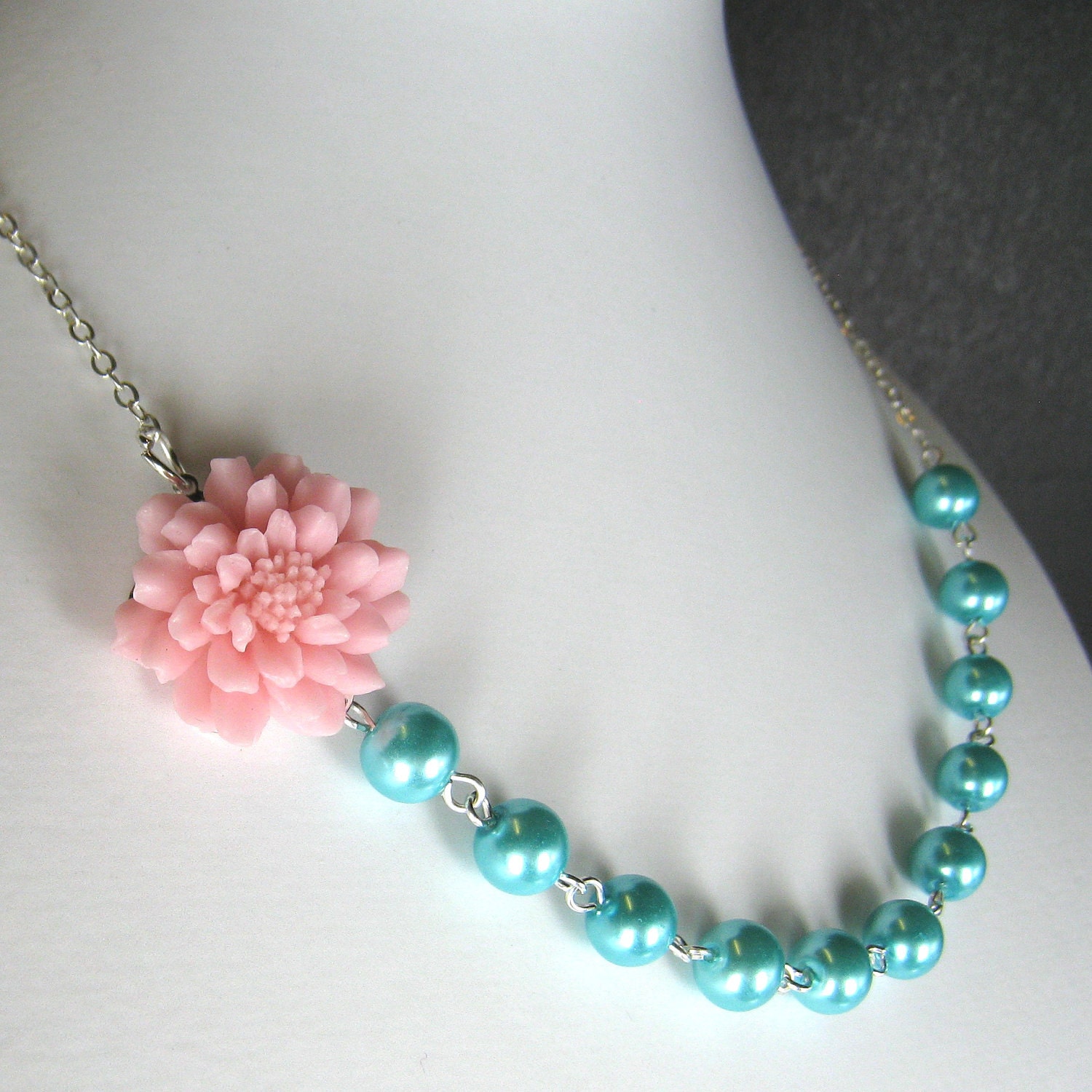Flower pearl necklace, bridesmaids/wedding jewelry (Custom order - your choice of colour) WN12