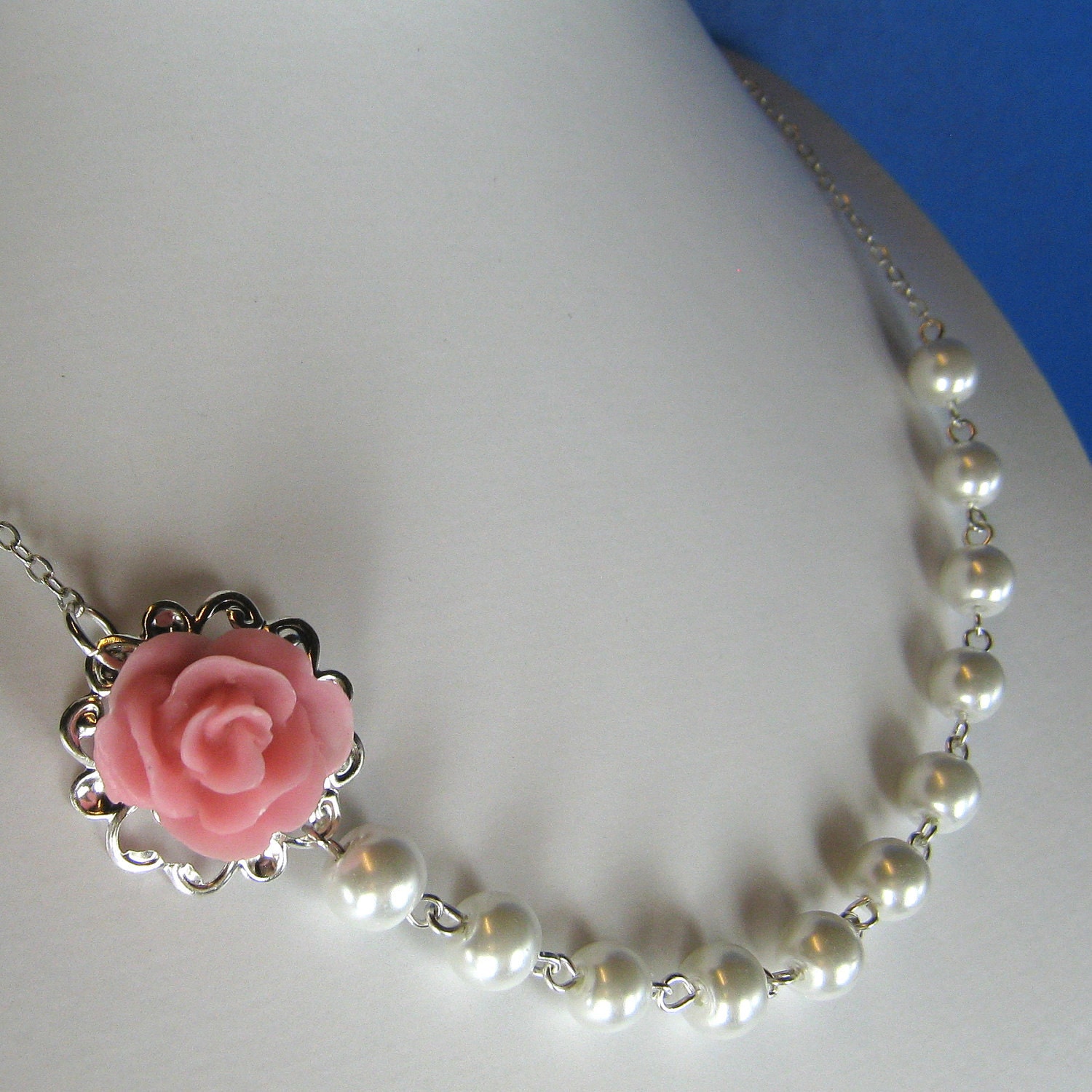 Rose pearl necklace, bridesmaids/wedding jewelry (Custom order - your choice of colour) WN15