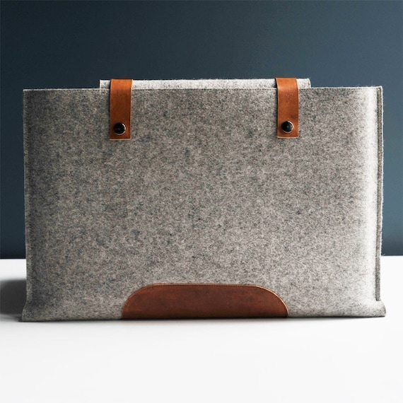 15 Inch MacBook Pro Sleeve - Grey Wool Felt with Brown Leather