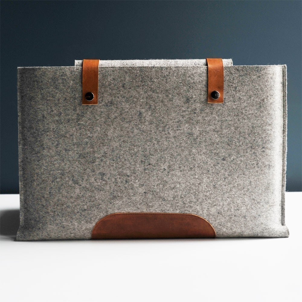 13 Inch Laptop Sleeve - Grey Wool Felt and Brown Leather
