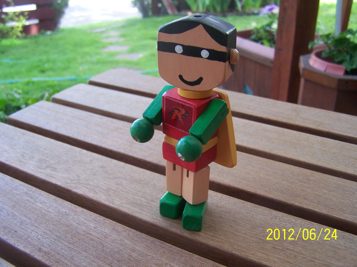 3 "Mini-Guy" - Robin