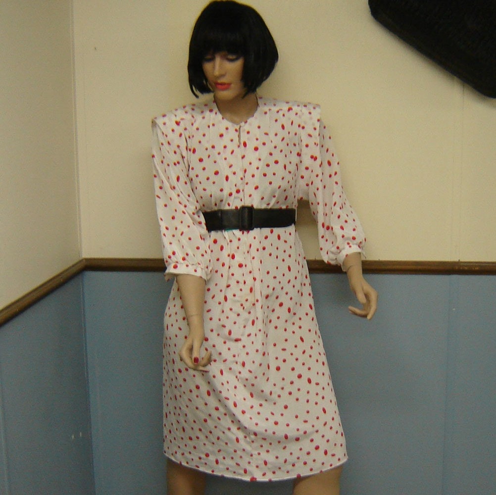 1970s Vintage Polka Dot Shirtdress size 12 to 14