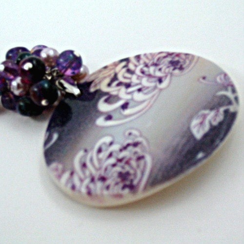 Purple Shell, Glass, and Pearl Necklace - Plums of Penglai