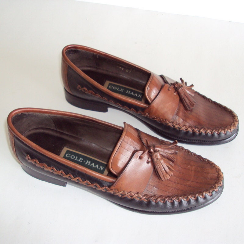Cole Haan Woman's 2 Tone Tassel Loafer Sz  7