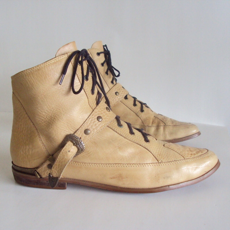 Sz 10 Vintage Leather Laced Up Buckle Ankle Boots -Wild Pair-