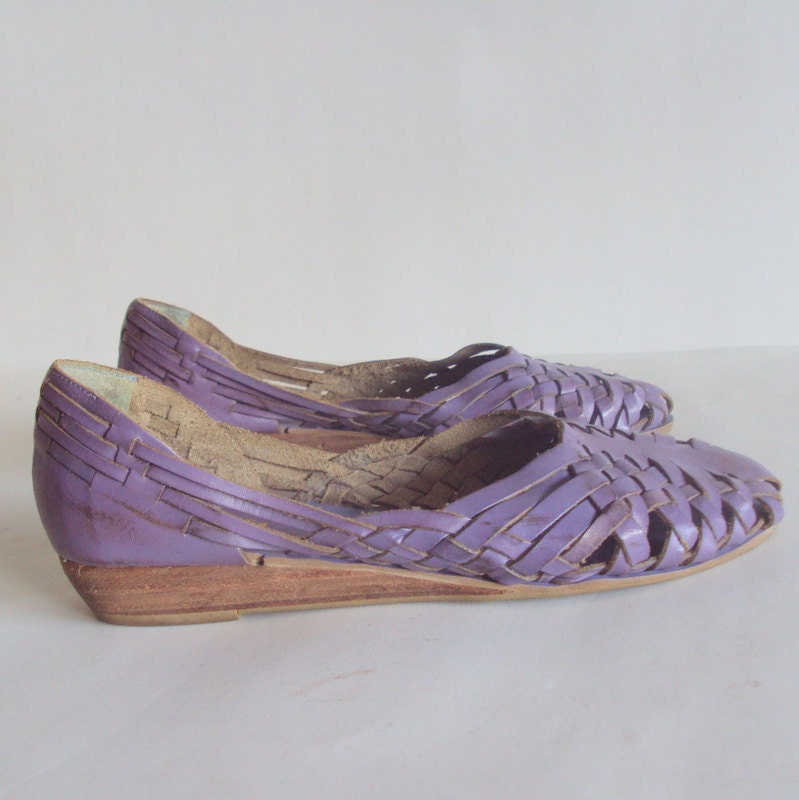 Sz 7 Vintage 9West Leather Sandals