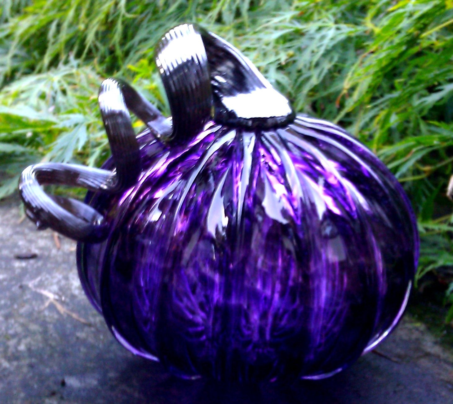 Halloween glass Pumpkin - Transparent Purple with Black stem