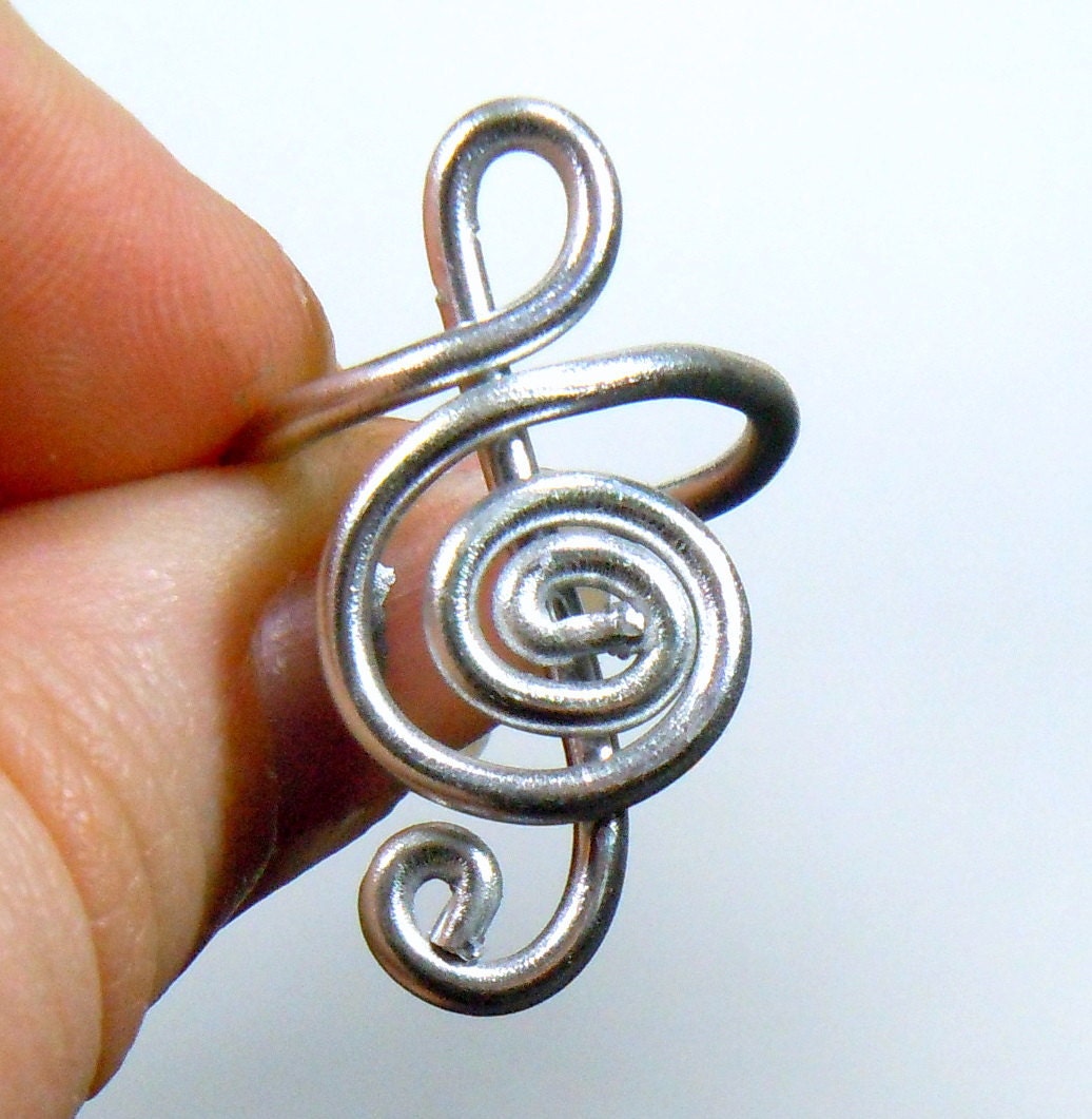 Treble Clef Adjustable Ring