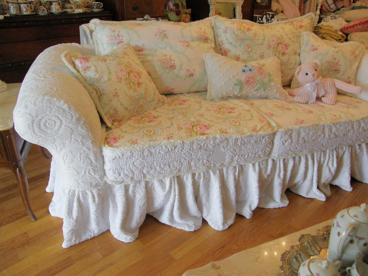 custom shabby sofa chic chenille bedspread slipcover white pink roses couch cottage prairie