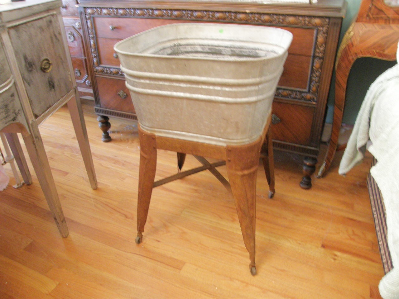 vintage metal wash bin party cooler industrial chic cool outdoor patio