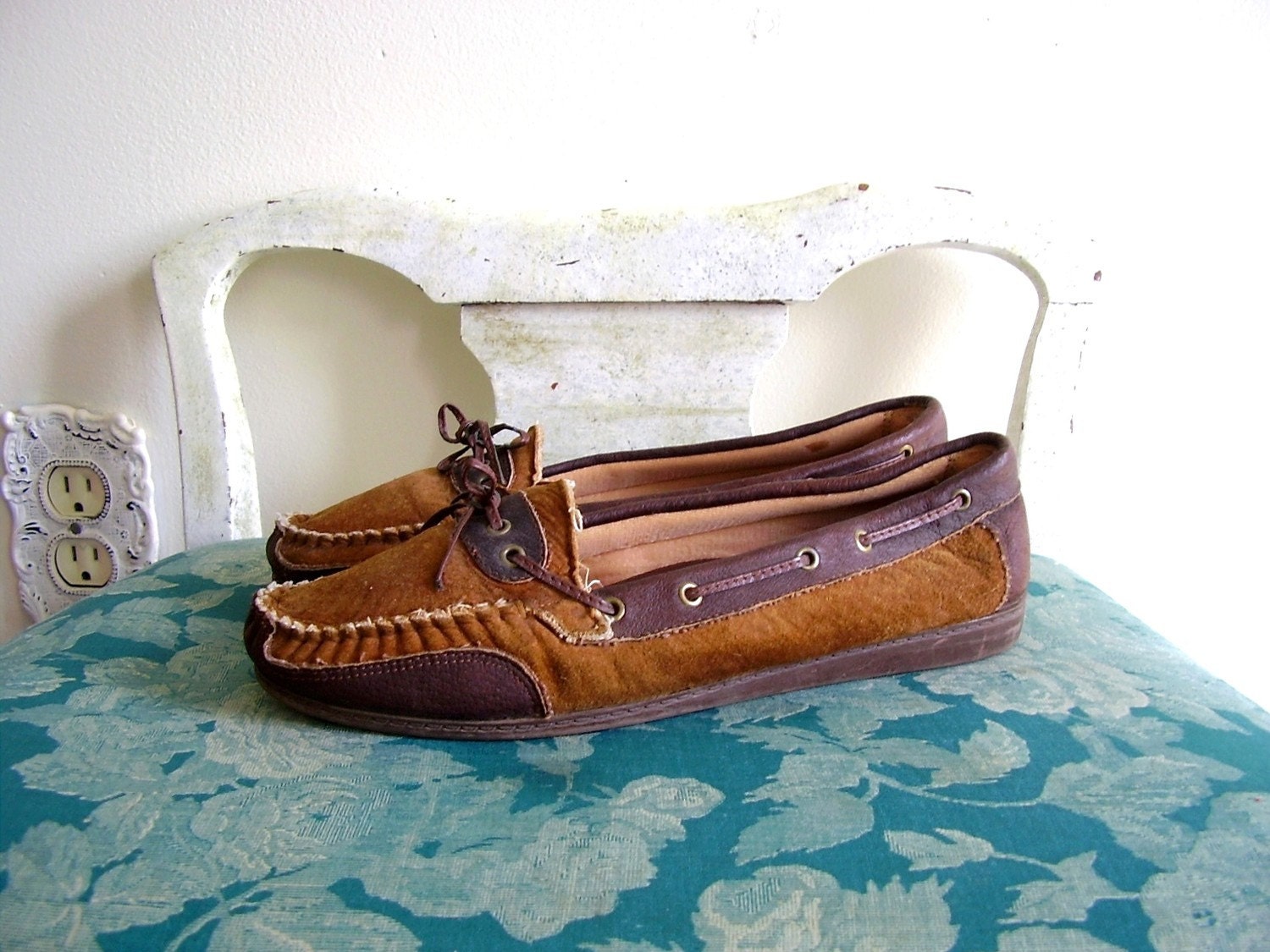 Chestnut Shells GENUINE LEATHER Two Tone Moccasin Loafer Shoes 9.5 10