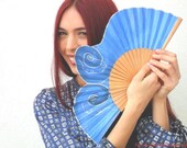 Hand-painted fan. Blue Passion. W