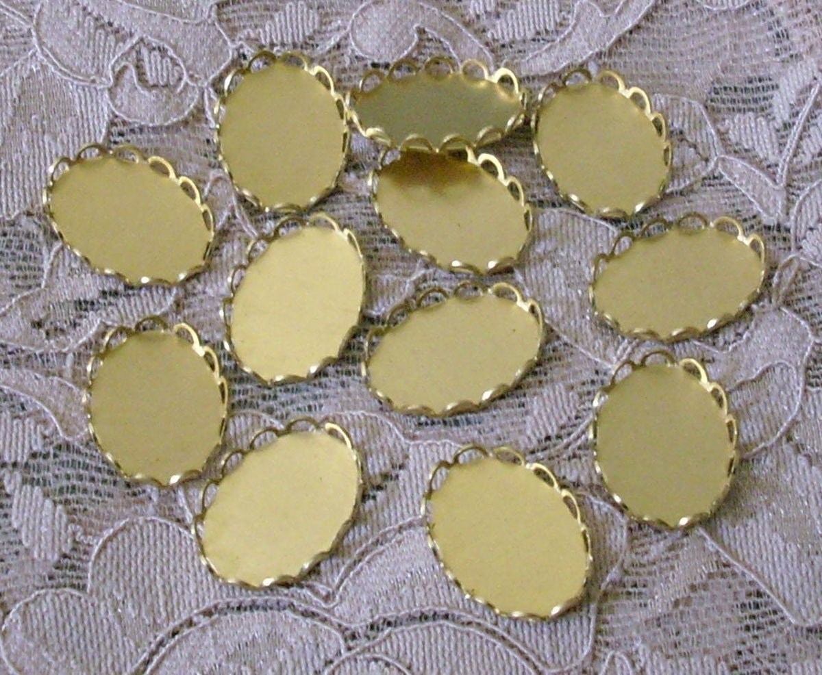 18x13 Brass cameo cabochon settings lace edge oval bezel cups