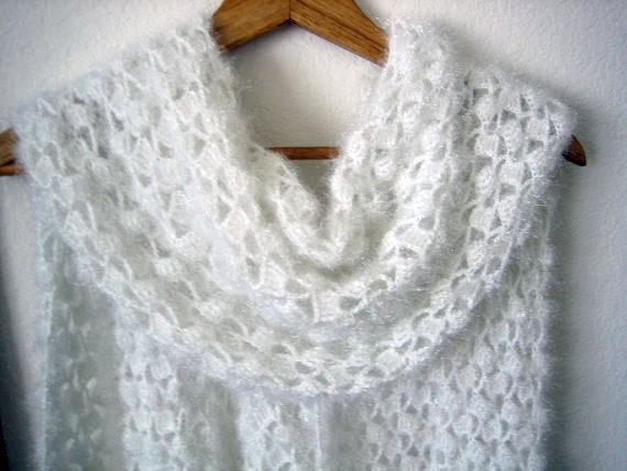 Lacy Shawl, scarf, wrap, wedding, fancy,hand crocheted, sooooooo beauiful, new