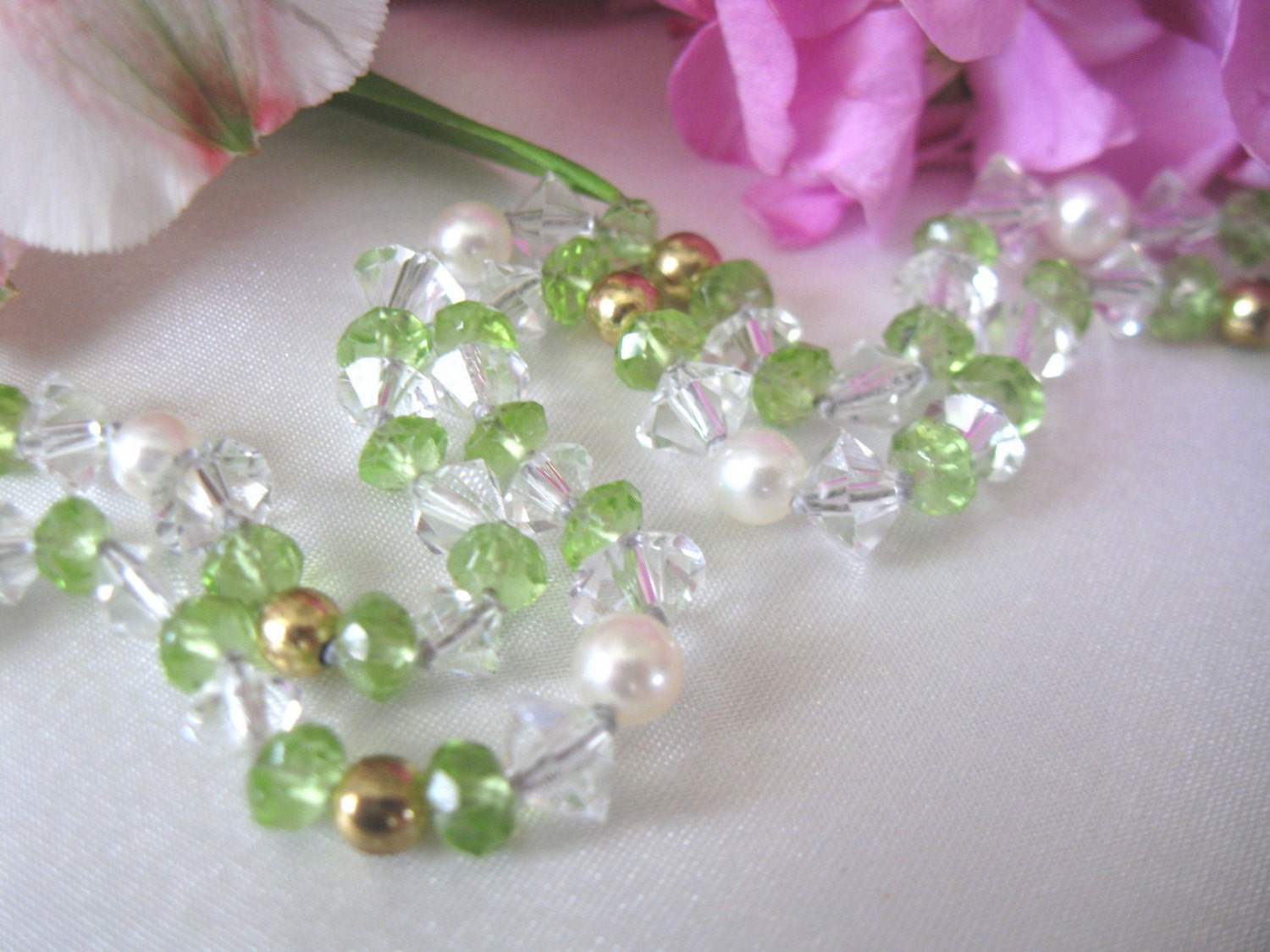 Lovers Fresh Dew Pearl Necklace, Akoya Pearl Necklace,  Peridot Crystal Necklace, Pearl Jewelry, Wedding Jewelry, Elegant Jewelry  N9123