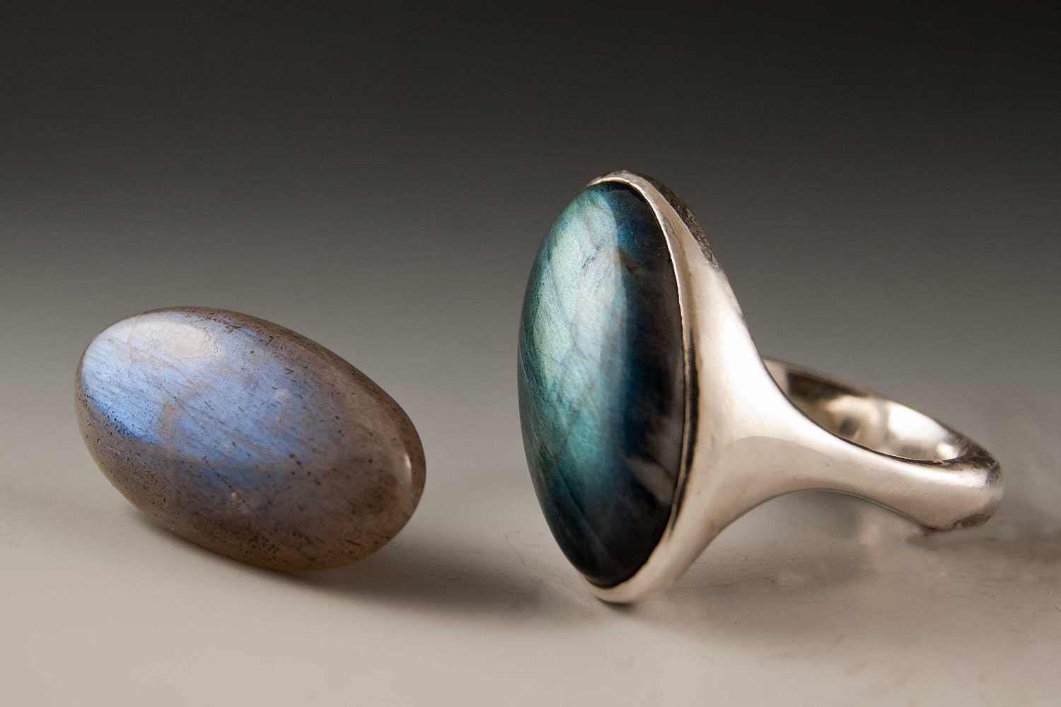 Gray Blue Labradorite Sterling Silver Ergo Ring  - Oval Gemstone Ring