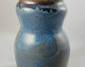 sea and sand vase