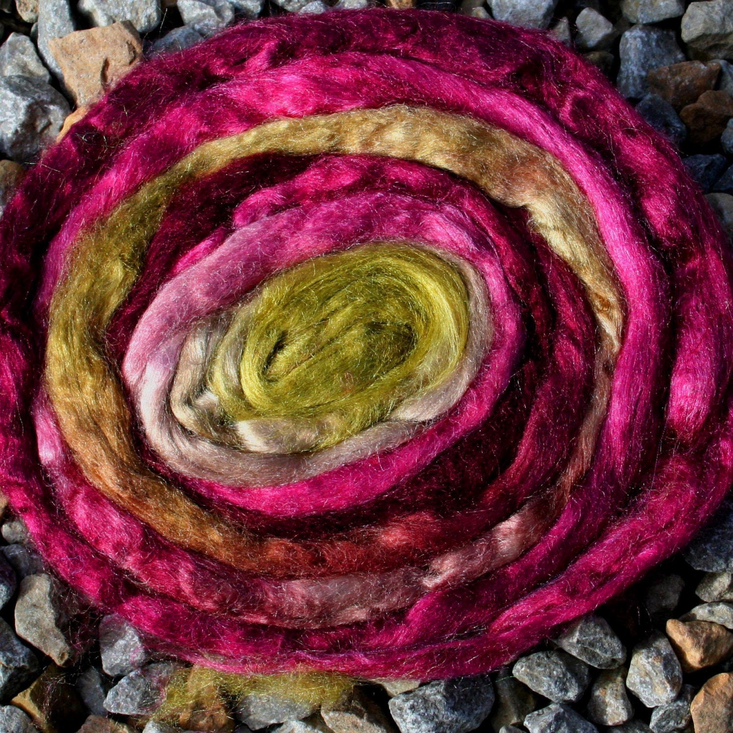 VICTORIAN ROSE Hand dyed Silk Fibre 25grams