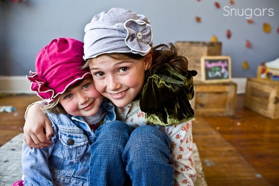 classy Shopping hat in gray or fuchsia-- Snugars little ladies hat for fall/winter 2011
