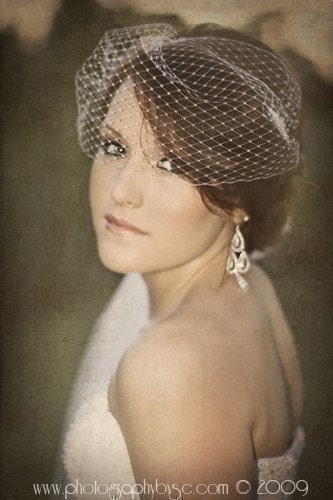 Was 24.95 Now 18.95. Limited Time Only. Bandeau-style Veil READY TO SHIP