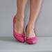 1950s shoes / vintage 50s shoes / Tickle Me Pink