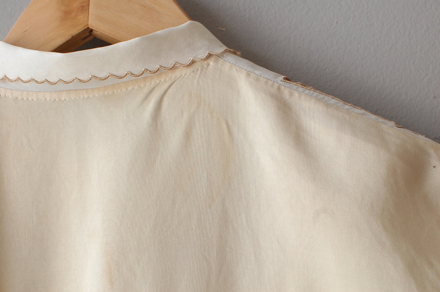 1950s silk blouse / cutout lace blouse / silk cutwork top