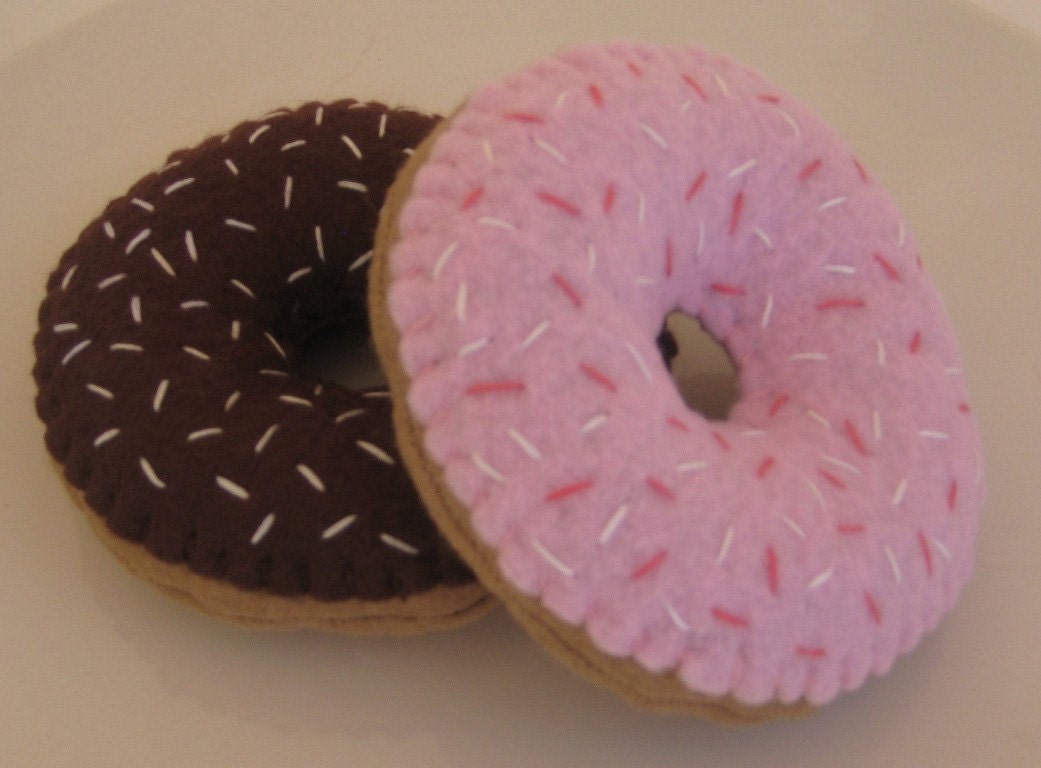 Set of 2 Wool Felt Doughnuts, felt food, wool felt toys, waldorf inspired play food