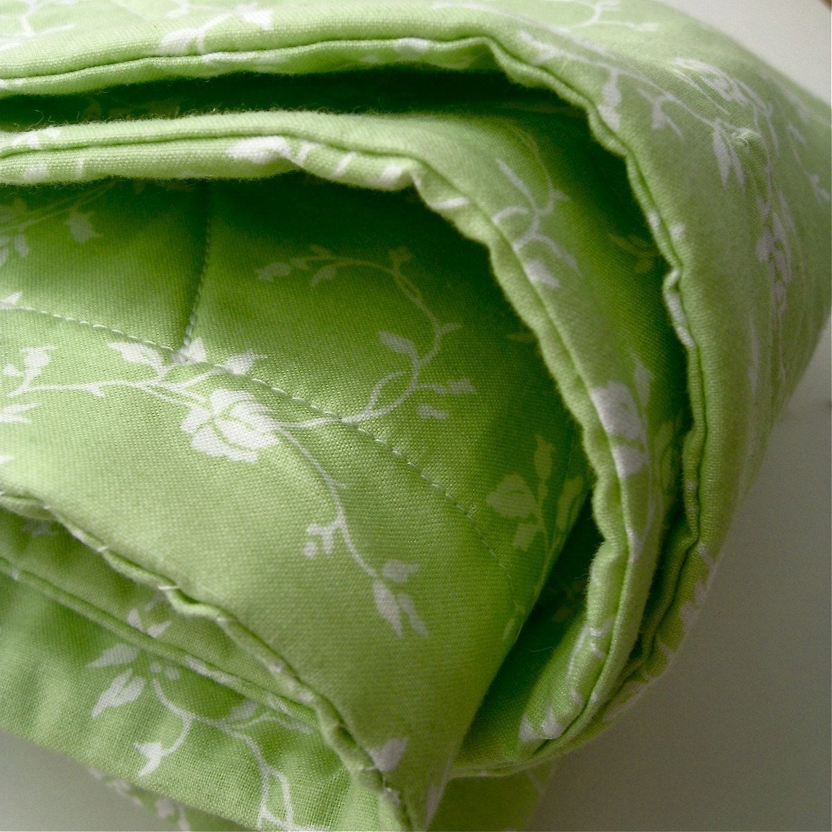 organic baby quilt bedding / eco friendly light peridot celery green (READY TO SHIP)