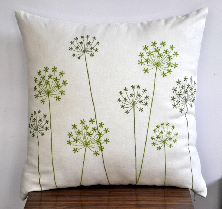 Green Pillow Cover, Fresh Green Queen Ann Embroidery on Cream Pillow, Linen Embroidered Pillow,Throw Pillow Cover 18 x 18, Cushion Cover