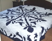 Hawaiian Trumpet King-sized Quilt