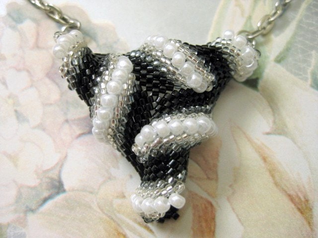Beadwork Twisted Peyote Triangle Necklace Black Silver White Statement Seed Bead