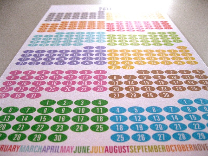 2011 Bubble Display Calendar // Free Shipping