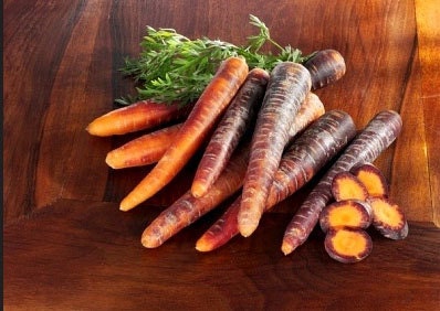 Organic Carrot Cosmic Purple Heirloom Vegetable Seeds