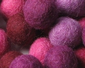 2CM Felt Balls/60-Piece - Verry Berry Mix