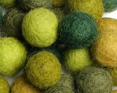 2CM Felt Balls/60-Piece - Evergreen Mix