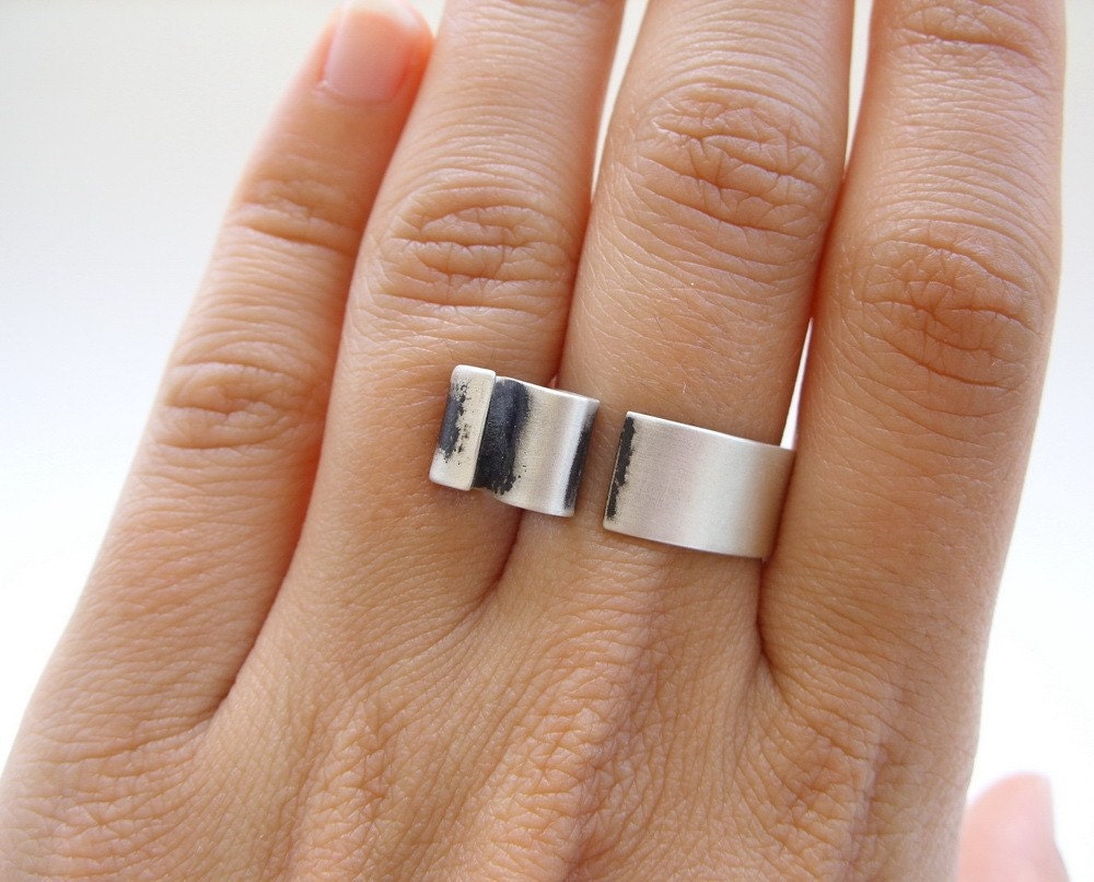 Ruffle ring