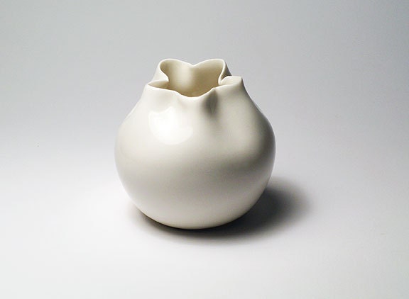 White Porcelain 'Coin Purse' Vase - RouDesigns