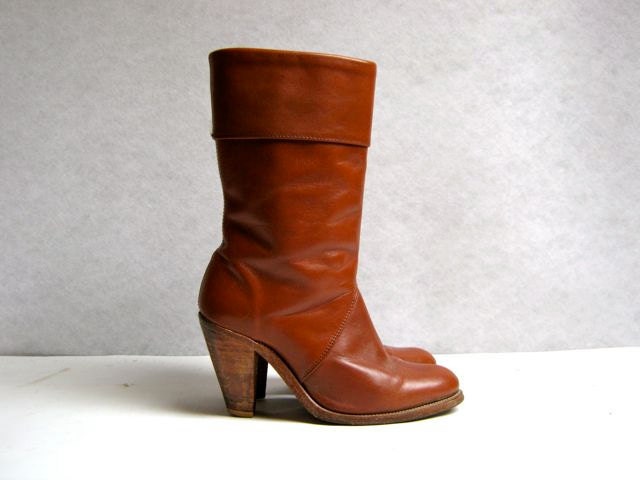 vintage 70s women's mid calf frye boots