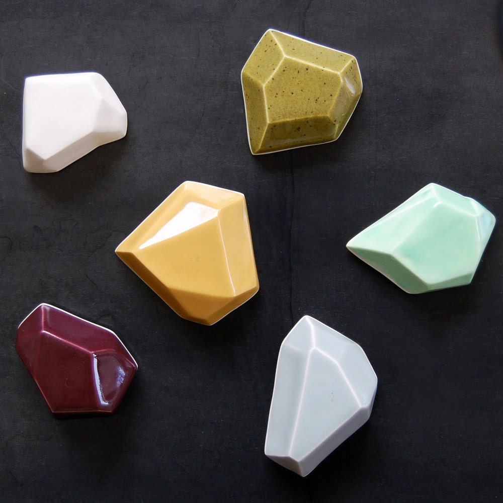 Faceted Magnet