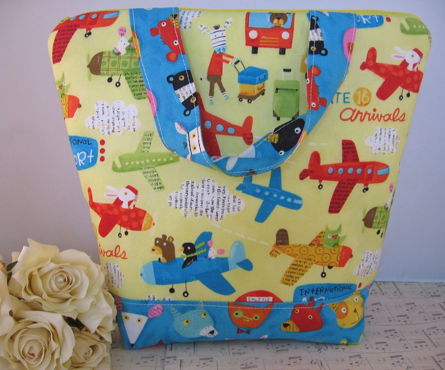Colorful Airplanes Kids  Insulated Lunch bag /  Whimsical  / insulated lunch tote /  eco lunch bag