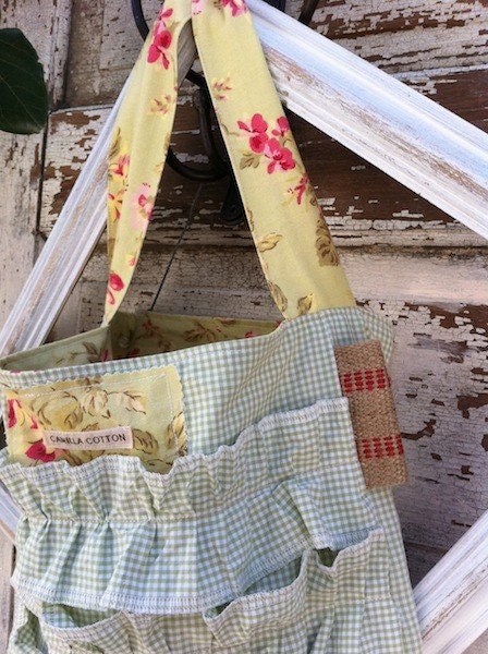 Vintage Market.....Soft Green Gingham.  Shoulder Romantic Garden Bag. Bridesmaid Wedding