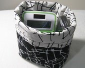 Mini bag -- Black and white contrast