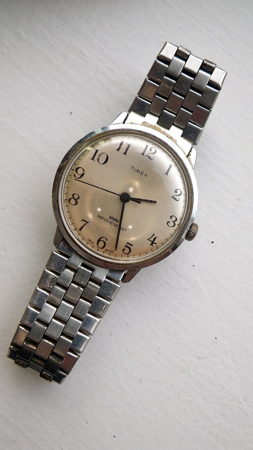 Vintage Stainless Timex - Silver Face