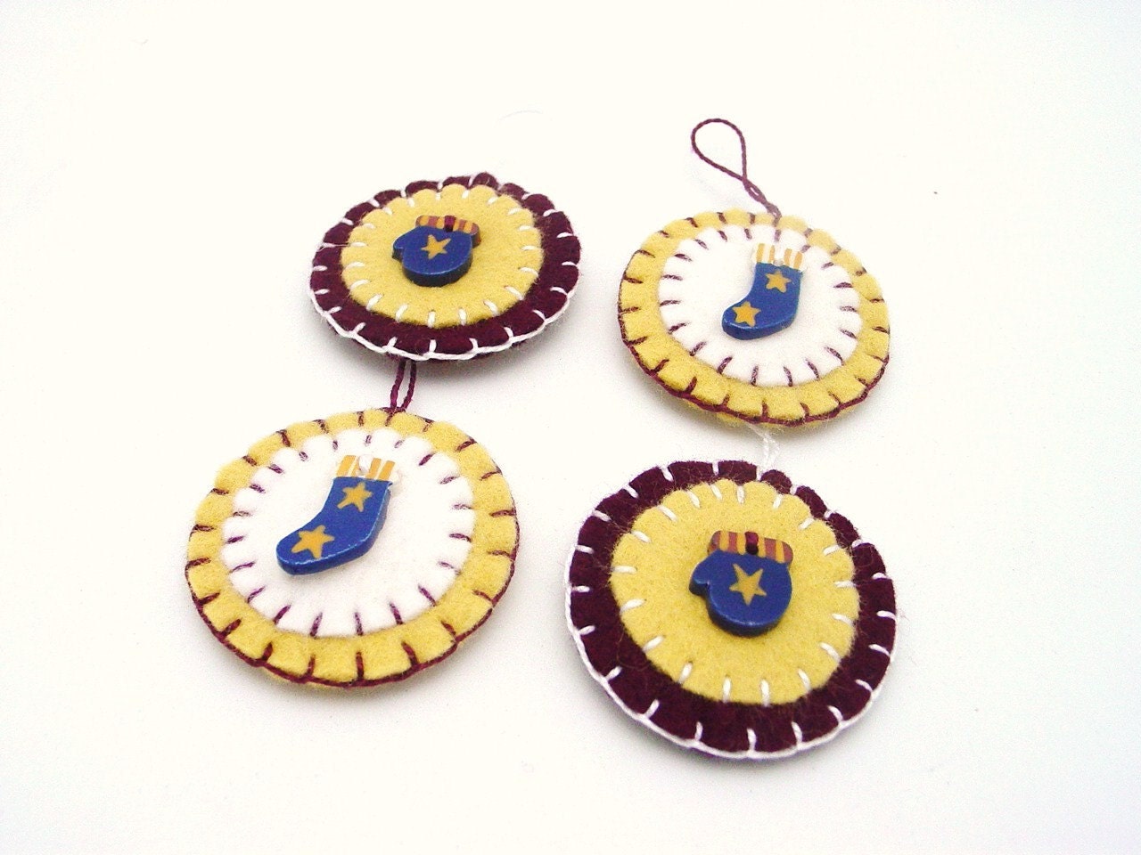 4 HAND SEWN PENNY RUG STYLE CHRISTMAS ORNAMENTS