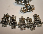Owl Charms, Owls, Realistic, Owl on a Branch, Hoot, Silver Pewter, 10 Pieces