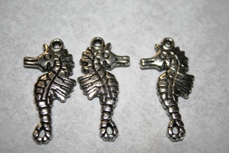 Seahorse Charms, Sea Creatures, Ocean Life, Deep Sea, Silver Pewter, 10 Pieces