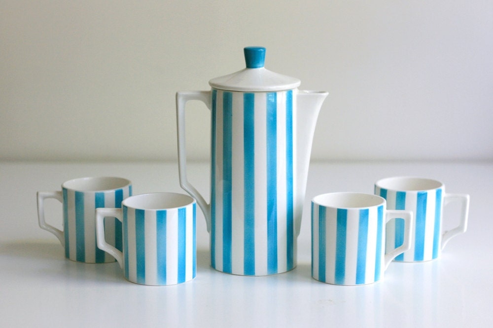 Aqua Striped Coffee Pot and Mugs