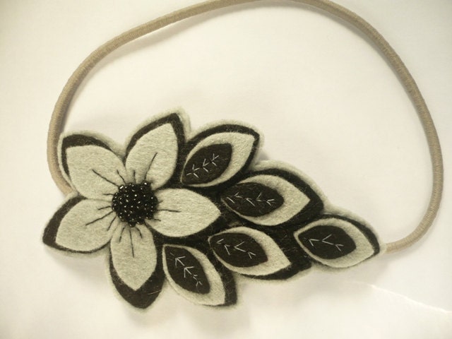 Hair accessories for women - felt flower headband in gray and black