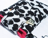 cellphone cover, iPhone5, Droidx , Droid, Blackberry, HTC iPhone 4 CASE (Padded with Cover and Pocket) -- Aspen