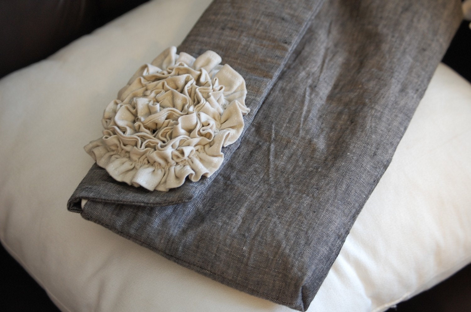 Ruffle Rosette Clutch in Dark Gray Linen/Off-White Linen